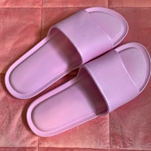 NWOT George Slide Sandals